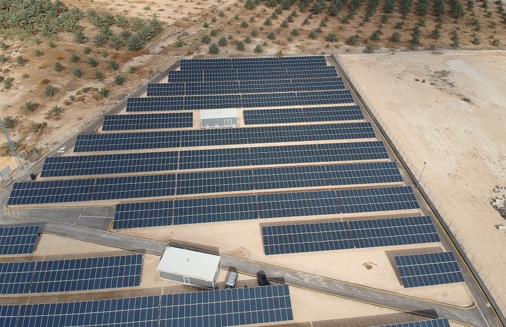 The Dier Hejlah and Alzor solar power plant covers an area of 20 hectares. Due to the geographic location of this desert area at the edge of the Dead Sea, environmental conditions are quite rough. - © Schletter Group
