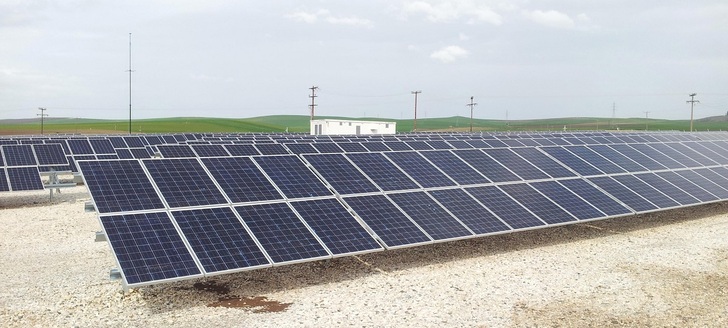 Fronius sees repowering and new installations through net-metering and self-consumption as good business opportunities in Greece. - © Fronius International
