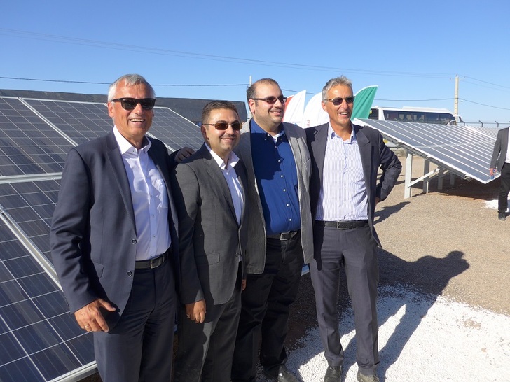 Günther Grabner (PV Invest), Mohammad Ali Pouramiri (Mehrabad Renewable Energy), Seyed Mehdi Mohaghegh (KPV Solar Iran), Gerhard Rabensteiner (KPV Solar) at the inauguration of the 1,2 MW PV plant in Rafsanjan. - © Hans-Christoph Neidlein
