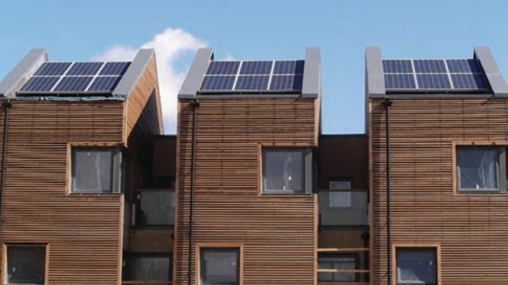 435 kW rooftop PV systems on newly build family homes of Oakapple Renewable Energy project in UK have been financed via crowdfunding platform Abundance Investment. - © Oakapple Renewable Energy
