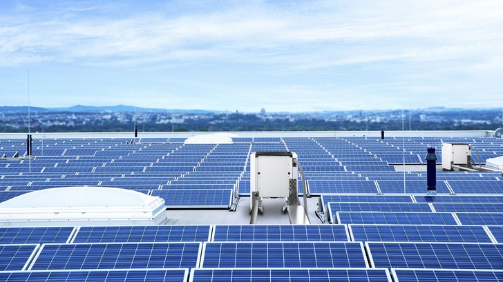 The Sunny Tripower delivers an extensive range of communication and grid management functions. - © SMA Solar Technology
