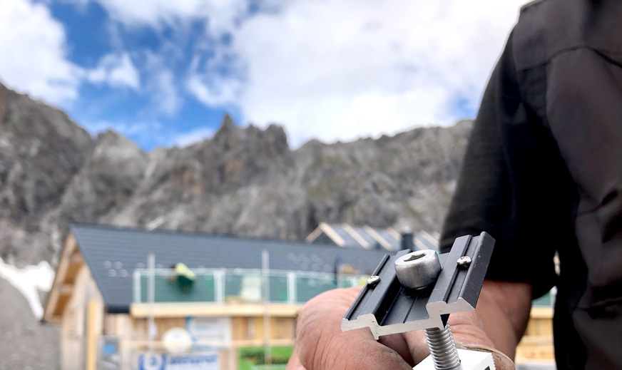 Designed for extreme wind and snow loads: These fastening solutions exceed everything that would usually be required of a PV mounting system.