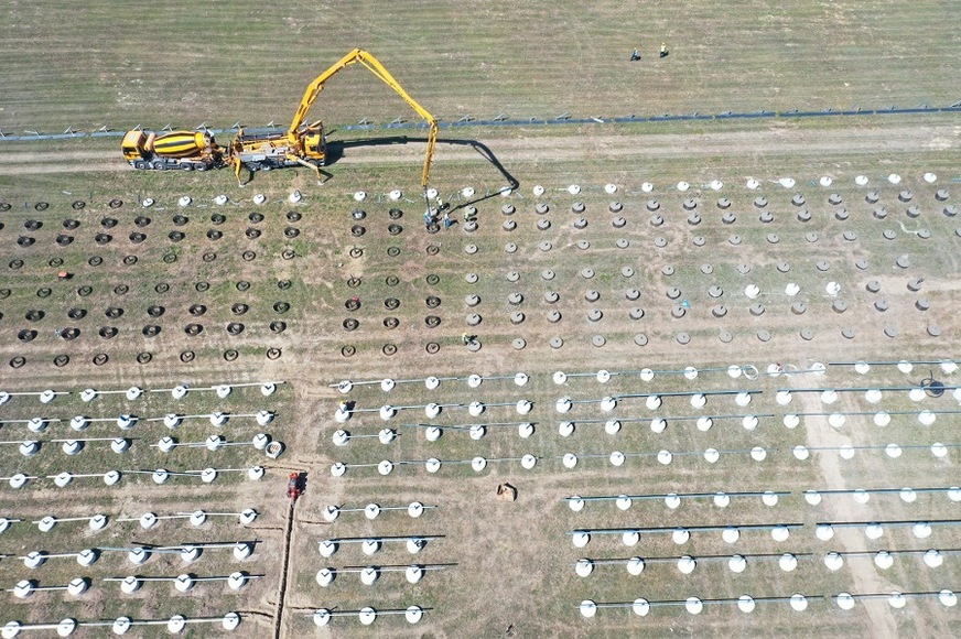 Pouring of the concrete.