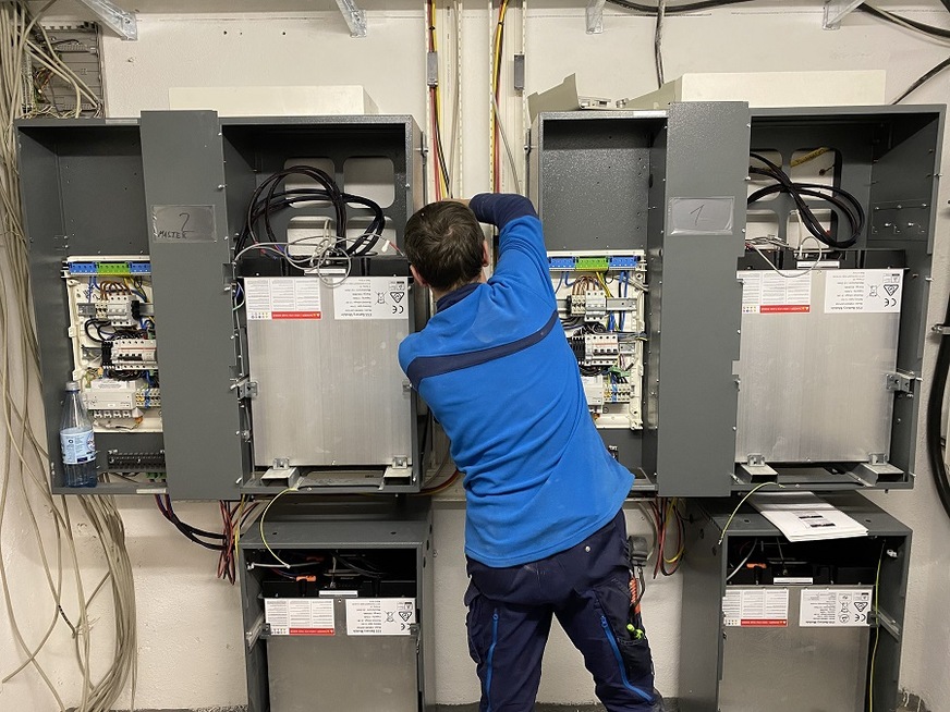 Assembly of the two E3/DC Home power stations of the PRO series in the former high bunker.