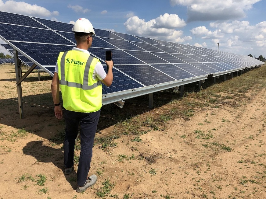 R.Power secured the rights to sell energy from the portfolios of PV projects with a total capacity of 299 MW.