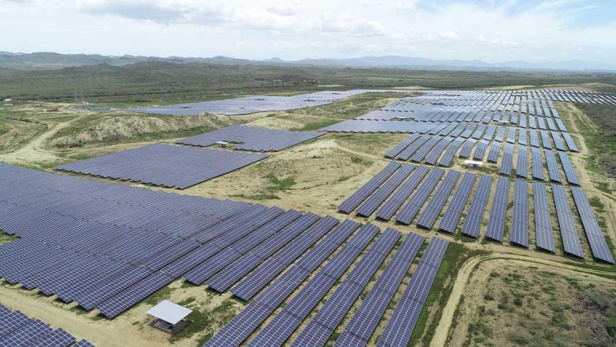 More than 1,000 klilometer of cables are installed at the solar park.