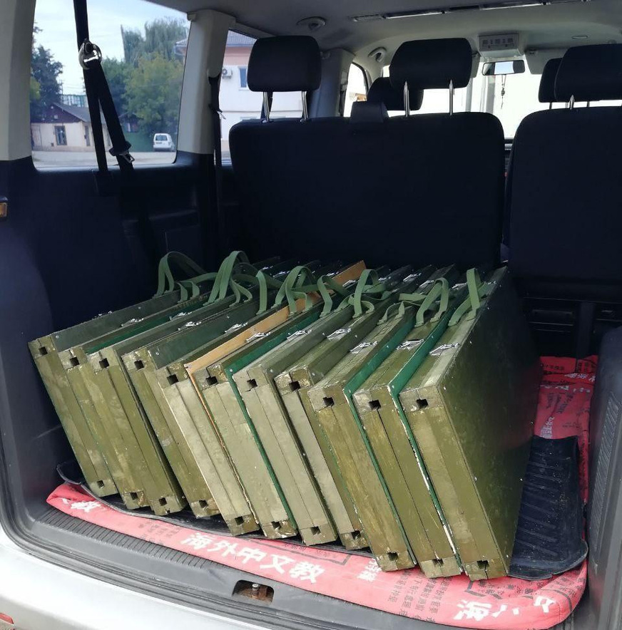 Transporting the portable PV systems