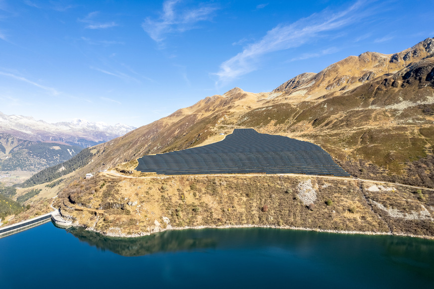 More ground-mounted systems like this latest project are to be built in the Swiss mountains.