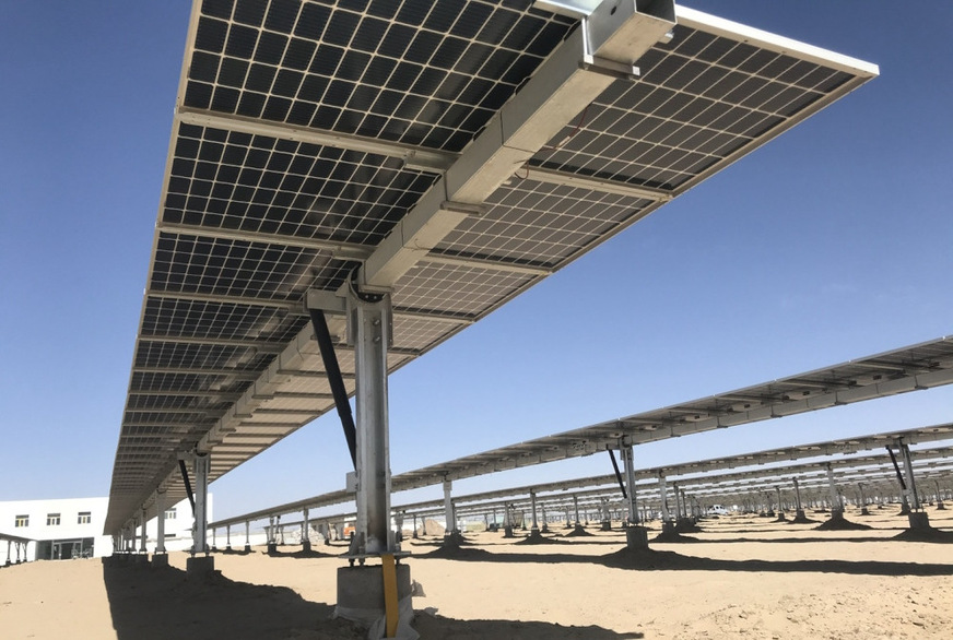 A ezTracker D1P project of Clenergy in Qinghai/China. The same tracking system now will be installed in a project in Budapest.