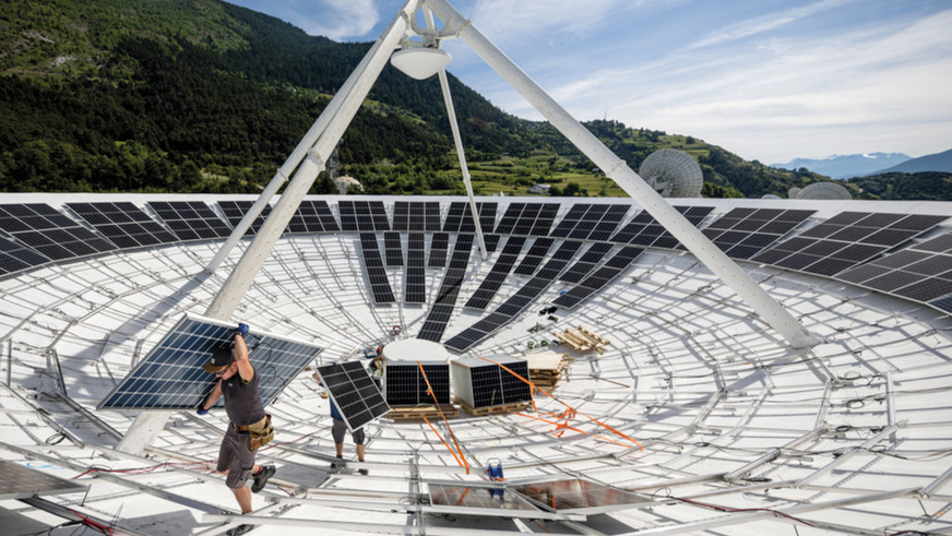 307 solar panels were installed on each of the two former satellite dishes.