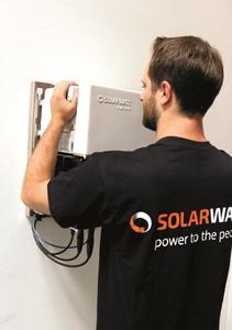 Installation of MyReserve Matrix - © Solarwatt
