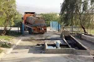 The waste water is transported to the treatment plant by tank trucks.