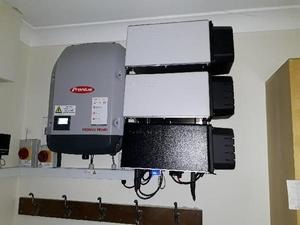 Expandable battery storage Matrix system of Solarwatt