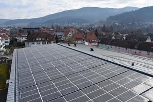 eArche solar modules on the roof of the town hall in Waldkirch.