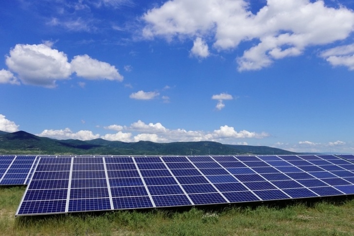 "Hungary does have the foundations in place for an attractive market", the renewable energy expert Ferenc Kis says.
