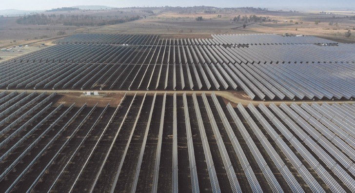 A new white paper compares the stabiliy of PV trackers in times of high wind loads.