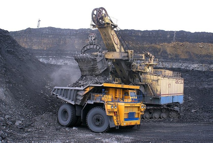 Direct carbon pricing through a tax is more effective for climate protections than the indirect form of emissions trading, renowned scientists argue.