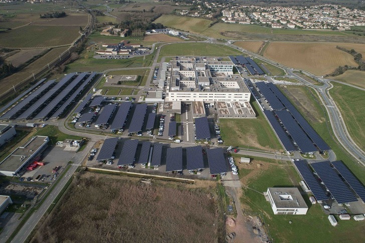 Solar plant of Urbasolar in Carcassonne (Southern France). - © Urbasolar
