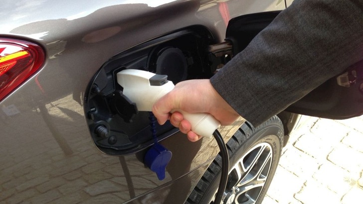 It is hoped that this report will help create efficiencies by making solar energy and EV deployment part of a unified strategy to ramp down emissions.