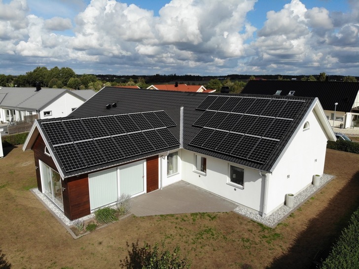 PV can play an important role achieving Swedens`s target of 100% renewable energy (RE) by 2040. - © Ecokraft
