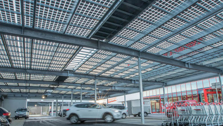 The mounting structure must also meet the requirements for impact safety so that it does not tip over if a vehicle collides with it at high speed.