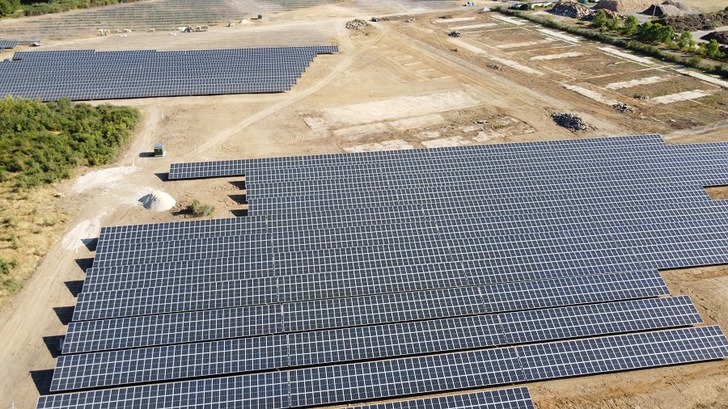 BayWa r.e. startet construction for new solar parks at a former military site in in La Martinerie.