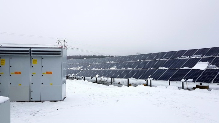 The PVS980-58 central inverter provides a compact, high-performance solution within a dual layer aluminum and stainless-steel enclosure that can withstand Finland’s harsh ambient weather conditions. - © FIMER
