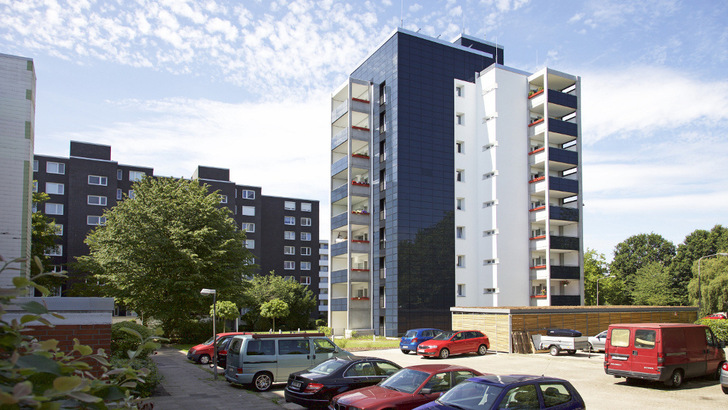 With the new roadmap, Brussels aims to accelerate energy renovation and to bring more renewable energy generation into the building stock.