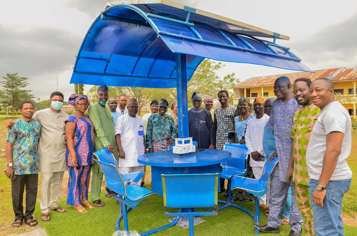 The workstation was is powered completely by solar energy.