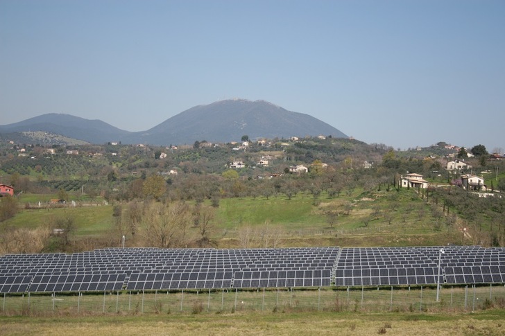 Solar park in Cantalupo. Subsidy-free PV projects are further on the rise in Italy.