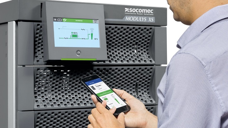 The cabinet of the Modulys XS series is equipped with a retractable multilingual 7-inch touch screen display.