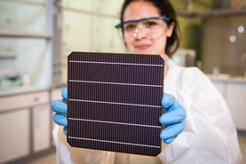 Oxford PV announced a pervoskite solar cell with a record efficiency of 29.52%. - © Oxford PV
