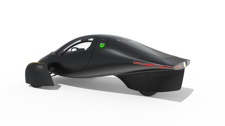 The massive gains in driving range are in large parts down to the aerodynamic shape of the Aptera.