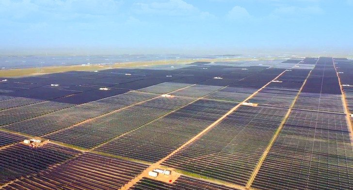 Globally Sungrow shipped more than 120 GW, in the Americas more than 10 GW.