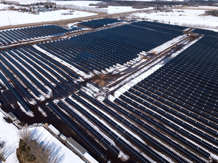 Total corporate funding in the solar sector saw strong growth in 2020 according to Mercom Capital.