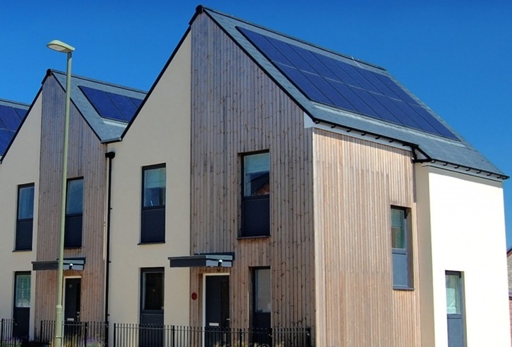 Residential buildings currently account for 15 per cent of the UK’s carbon emissions. - © Viridian Solar

