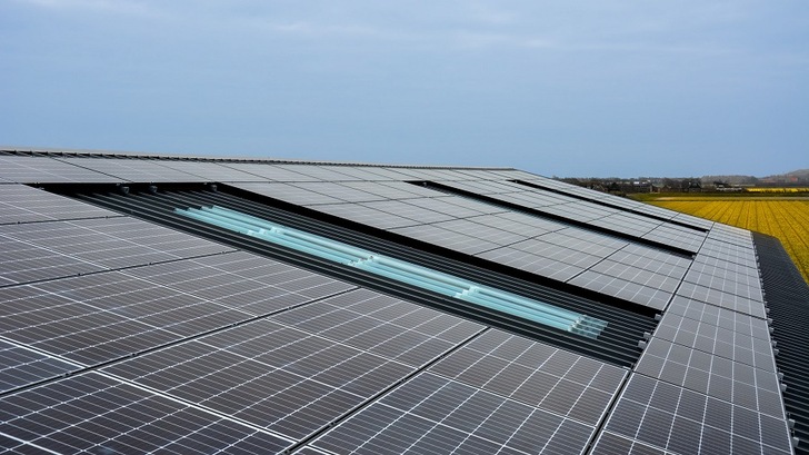J.W: Smit's production facilities in Julianadorp, Netherlands, now boast two stylish east-west solar arrays. - © Q Cells
