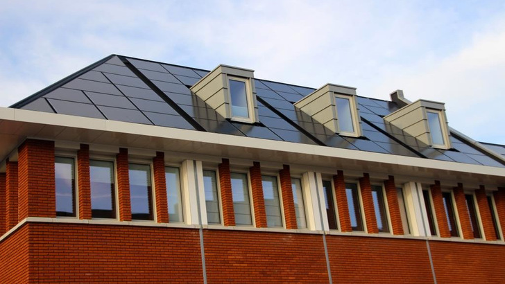 Some of these solar modules are dummies, that is they do not generate electricity. They are simply there to create a uniform appearance.