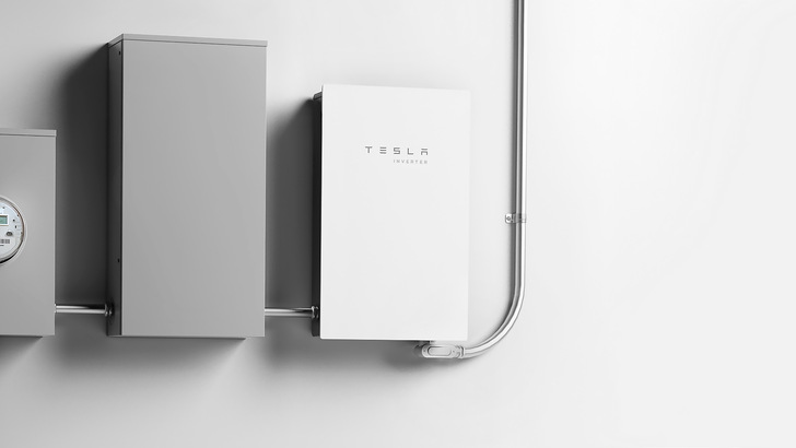 Of course, the Solar Inverter integrates well with Tesla’s Powerwall and the Solar Roof as well as conventional solar panels.