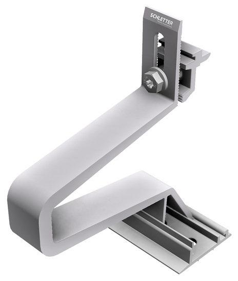 Only one Torx T40 plate head screw is needed to fix the new EcoA and RapidA roof hooks to the rafters.