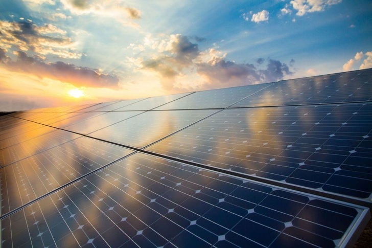 UK sees strong growth for PV and more and more subsidy-free solar. - © Hive Energy

