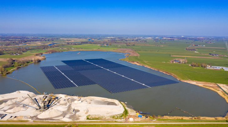 Baywa r.e. has already installed eight floating solar parks. - © Baywa r.e.
