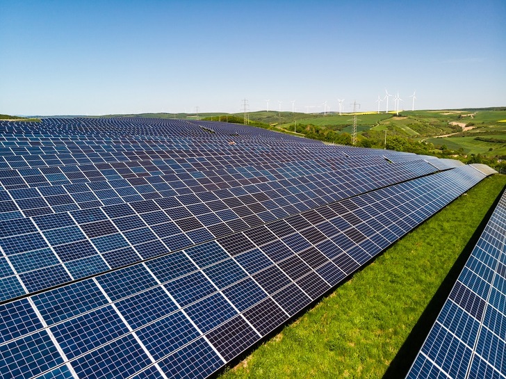 More long-term PPAs for solar parks have been signed in Spain. - © BEE
