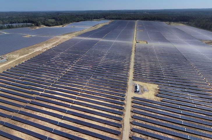 Solar park in North Carolina, financed by the international solar fund NPIII of Next Energy Capital Group.