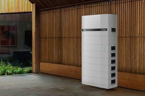 The Energy-Butler can be expanded up to a storage capacity of 30,7 kilowatt hours. - © M-Tec
