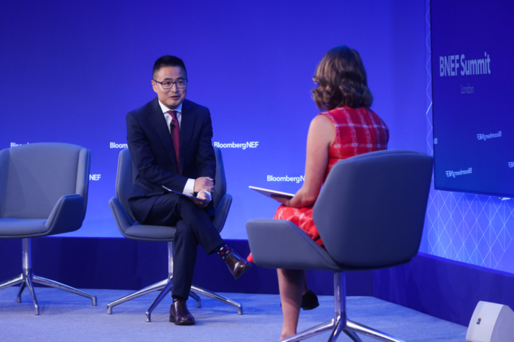 Lewis Lee, General Manager of Sungrow Europe, at the BNEF London Summit 2021. - © Sungrow
