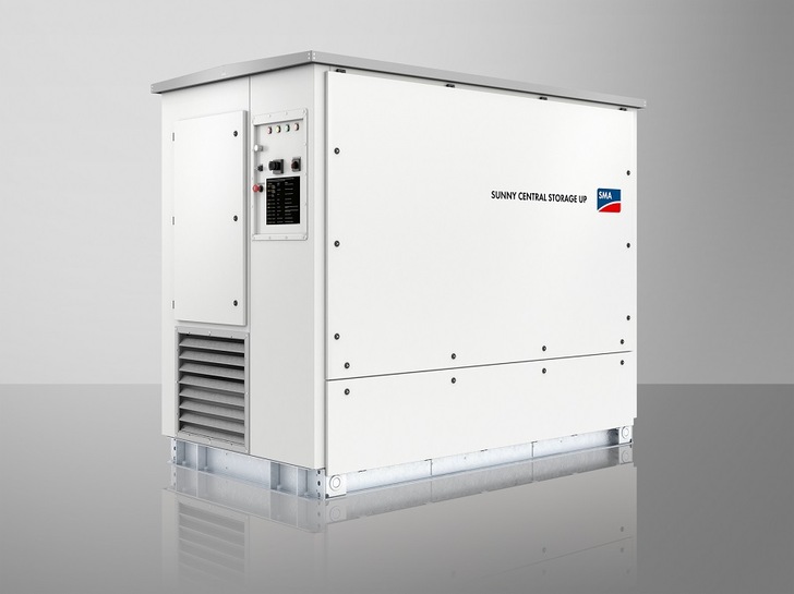 A total of 47 battery inverters Sunny Central Storage UP 3450 will be installed at the utility-scale battery storage system of RWE. - © SMA
