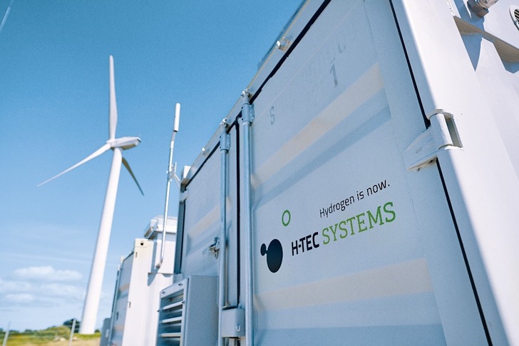 “On the path toward achieving climate neutrality, hydrogen plays a key role for sectors […] in which direct electrification is not possible.” - © H-Tec Systems
