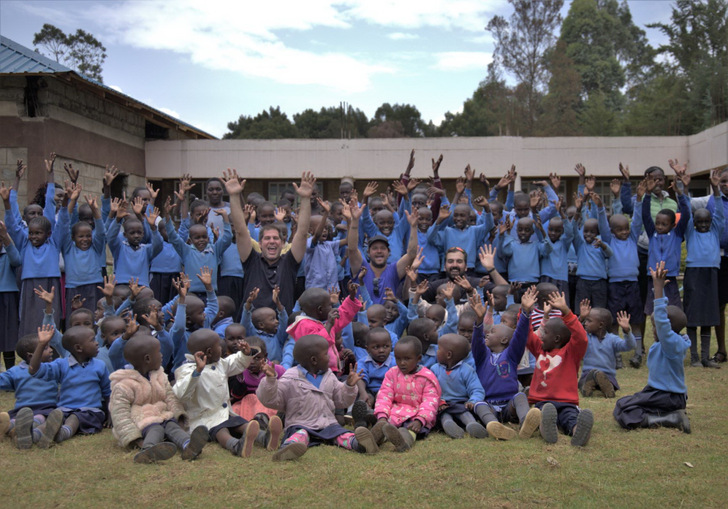 The TrinaTracker Project Development team celebrates with students of the Watergate Educational Centre. - © Trina Solar
