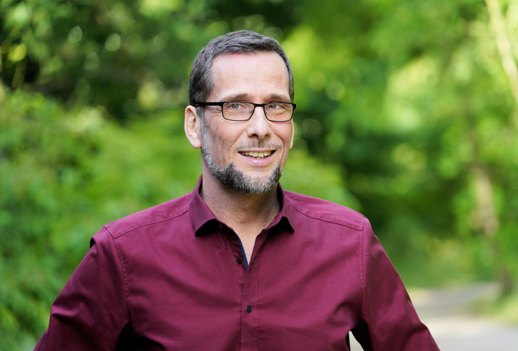 Volker Quaschning, Professor of Renewable Energy Systems at the Berlin University of Applied Sciences. Together with his wife Cornelia, he recently published the book "Energy revolution now".